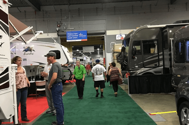 Top 14 RV Trade Shows - American Image Displays